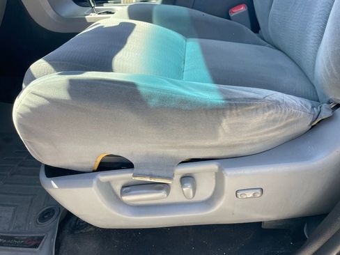 Used 2013 Toyota Sequoia SR5 image 5