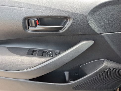 Used 2024 Toyota Corolla LE FWD image 10