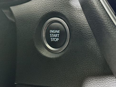 Used 2023 Toyota Corolla SE FWD image 20