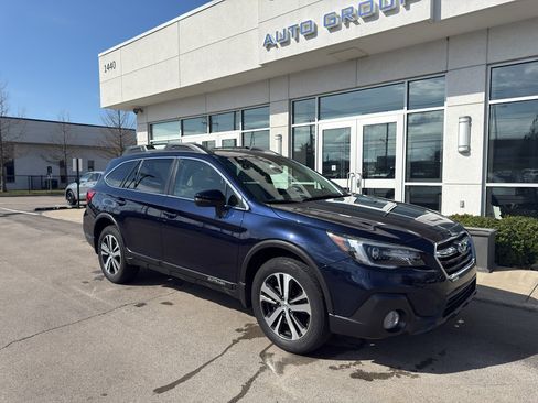Used 2018 Subaru Outback 3.6R Limited image 1
