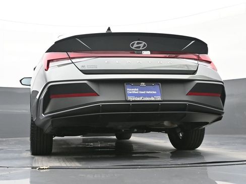 Certified 2025 Hyundai Elantra Sport image 43