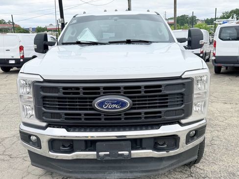 Used 2023 Ford F250 XL w/ Snow Plow Prep Package AWD/4WD image 3