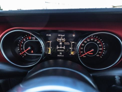 Used 2021 Jeep Wrangler Unlimited Rubicon w/ Uconnect 4C Nav & Sound Group image 13