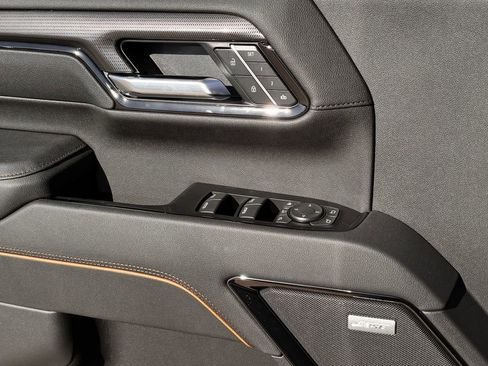 New 2026 GMC Sierra 2500 AT4 w/ AT4 Premium Plus Package image 18