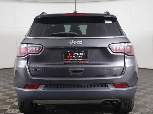 Used 2022 Jeep Compass Limited AWD/4WD image 10