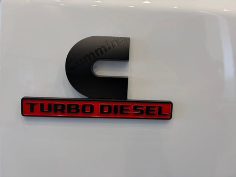 New 2026 RAM 2500 Laramie w/ Night Edition AWD/4WD image 33