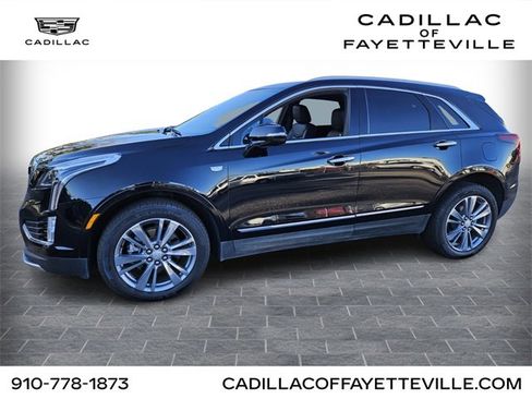 Used 2025 Cadillac XT5 Premium Luxury image 1