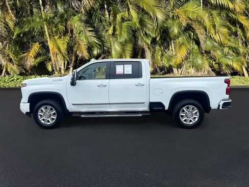 Used 2024 Chevrolet Silverado 2500 High Country AWD/4WD image 8