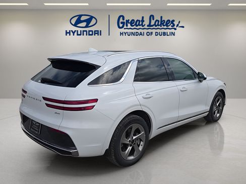 Used 2026 Genesis GV70 2.5T Select AWD/4WD image 5