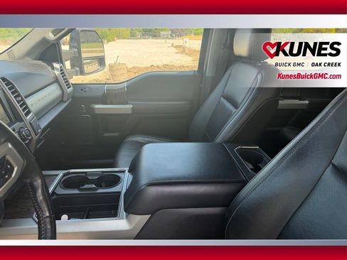 Used 2017 Ford F250 Lariat w/ Lariat Value Package AWD/4WD image 6