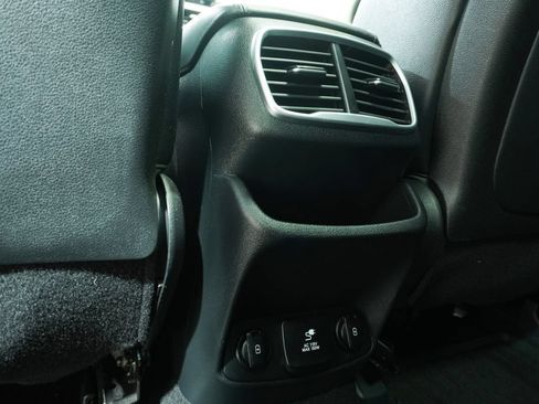 Used 2019 Hyundai Santa Fe AWD image 15