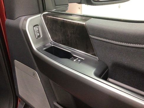 New 2025 Ford F250 Lariat w/ Lariat Ultimate Package image 41