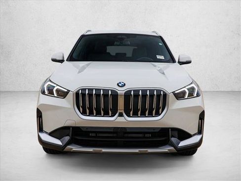New 2027 BMW X1 xDrive28i AWD/4WD image 2