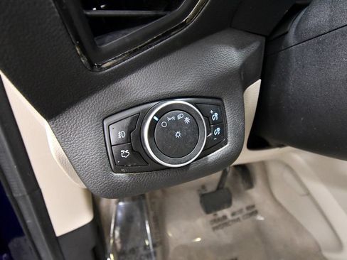 Used 2016 Ford Escape Titanium AWD/4WD image 19