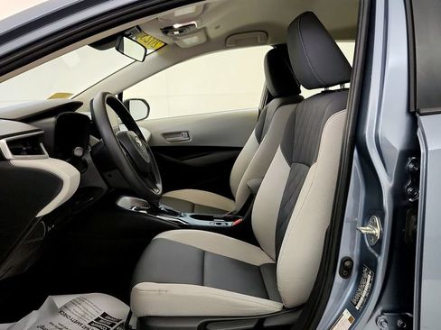 Used 2023 Toyota Corolla LE w/ Carpet Mat Package (TMS) FWD image 25