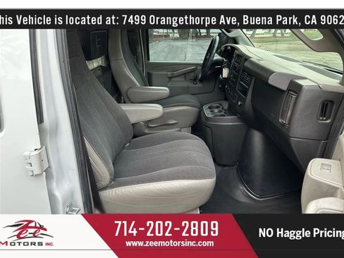 Used 2019 GMC Savana 2500 w/ Driver Convenience Package image 20