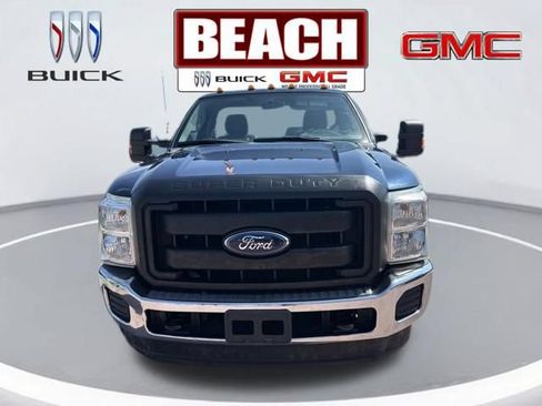 Used 2014 Ford F250 XL w/ Power Equipment Group AWD/4WD image 8