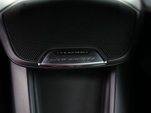 Used 2021 Chevrolet Corvette Stingray Coupe w/ Engine Appearance Package image 63