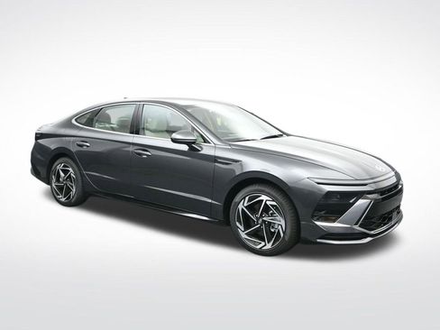 New 2026 Hyundai Sonata SEL FWD image 8