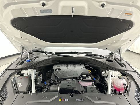 Certified 2026 Genesis GV70 2.5T image 25