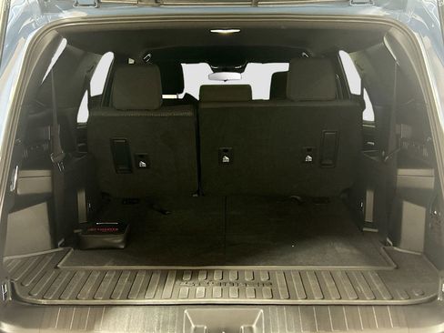 Used 2025 Toyota 4Runner SR5 RWD image 22