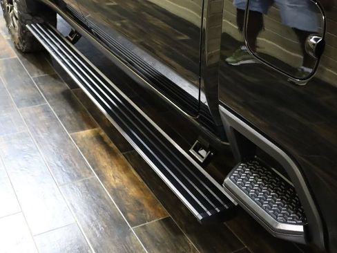 Used 2024 GMC Sierra 2500 Denali w/ Denali Reserve Package image 38