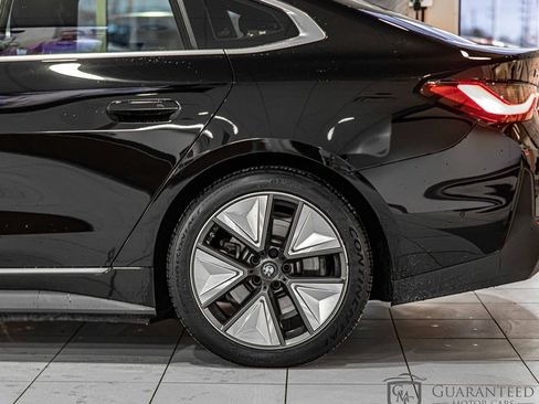 Used 2024 BMW i4 eDrive35 w/ Premium Package image 6