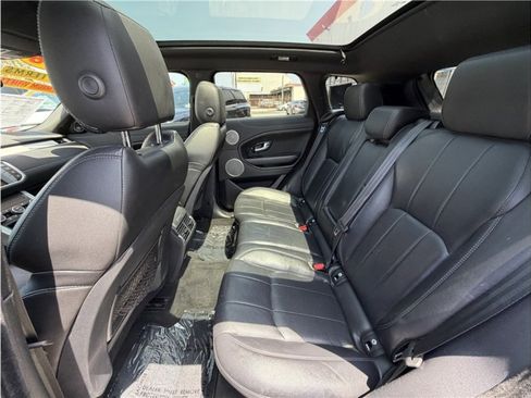 Used 2018 Land Rover Range Rover Evoque SE AWD/4WD image 25