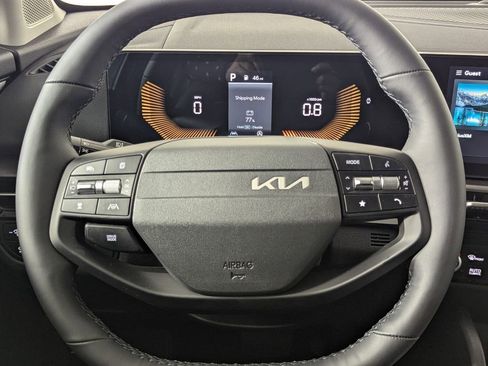 New 2026 Kia Sportage EX FWD image 16