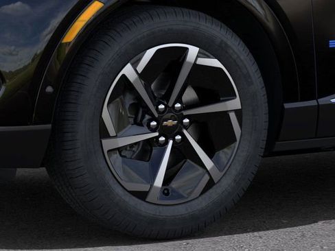 New 2025 Chevrolet Equinox EV LT w/ Convenience Package image 9