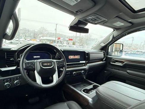 Used 2024 GMC Sierra 2500 SLT w/ SLT Premium Package image 24