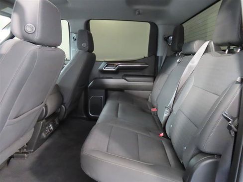 Used 2023 Chevrolet Silverado 1500 LT AWD/4WD image 29