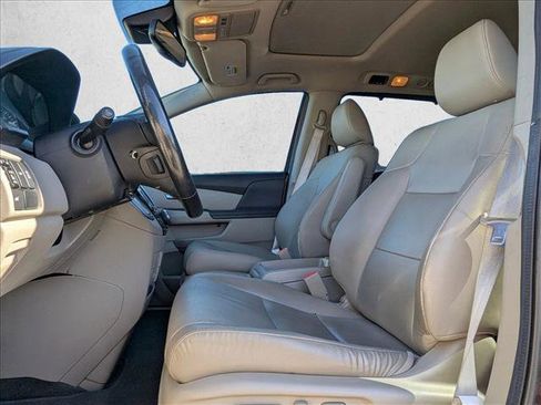 Used 2014 Honda Odyssey EX-L image 9