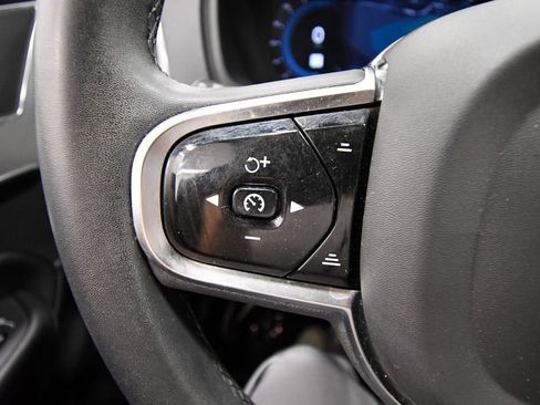 Used 2023 Volvo XC90 B5 Core AWD/4WD image 21
