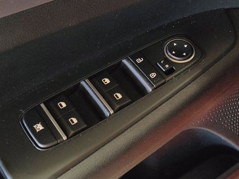 Used 2022 Kia Forte LXS FWD image 27