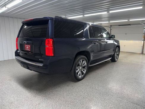 Used 2017 Chevrolet Suburban Premier AWD/4WD image 7