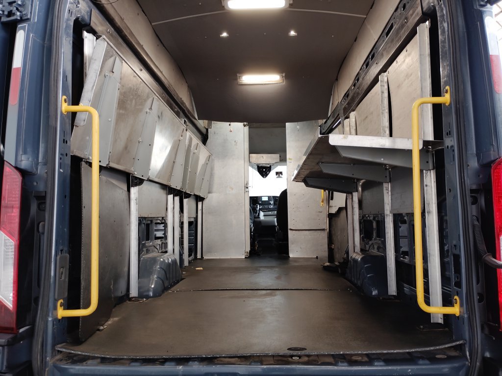 Used 2020 Ford Transit 250 148 High Roof Extended RWD image 16