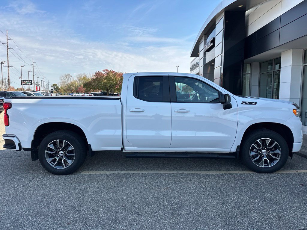 Used 2023 Chevrolet Silverado 1500 RST w/ RST All Star Premium Package AWD/4WD image 4