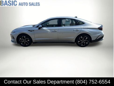 Used 2025 Hyundai Sonata SEL image 1