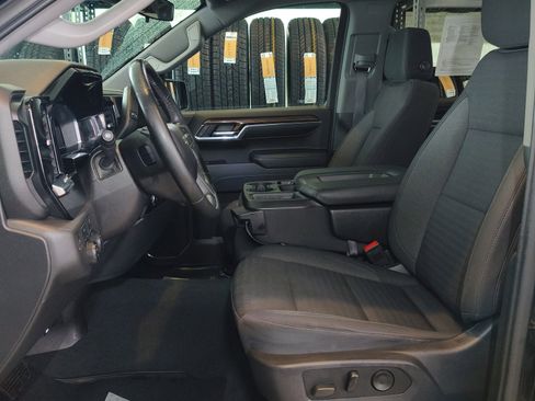 Used 2024 Chevrolet Silverado 1500 RST image 21