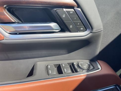 New 2025 GMC Sierra 2500 Denali Ultimate w/ Max Trailering Package image 10