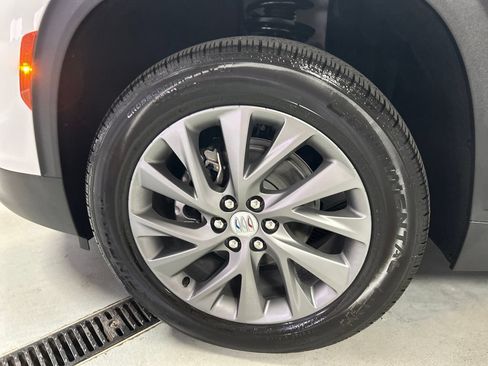 New 2026 Buick Enclave Preferred w/ Power Package AWD/4WD image 9