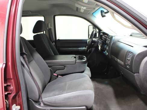 Used 2008 Chevrolet Silverado 2500 LT w/ 1LT Convenience Package image 21