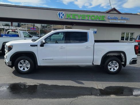 Used 2023 GMC Sierra 1500 SLE AWD/4WD image 8