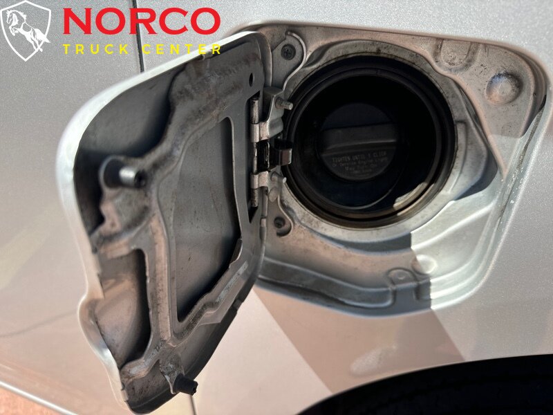 Used 2012 Nissan NV 1500 S w/ Side Curtain Airbag Pkg RWD image 15