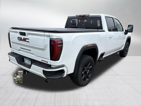 Used 2024 GMC Sierra 2500 AT4 w/ AT4 Premium Plus Package AWD/4WD image 5