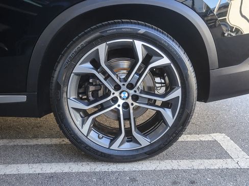 Certified 2023 BMW X5 xDrive40i w/ Premium Package image 8