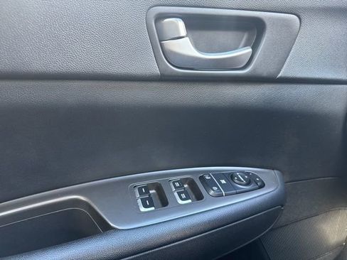 Used 2020 Kia Optima SE image 16