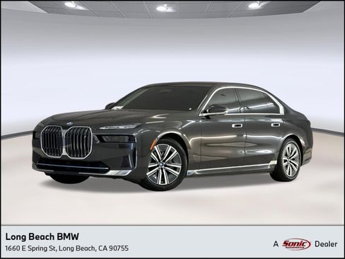 Certified 2023 BMW i7 xDrive60 AWD/4WD image 1