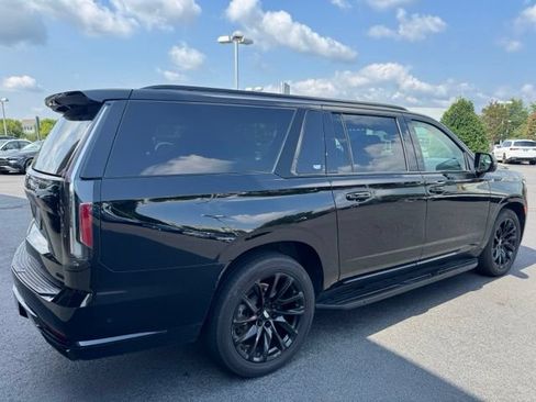 Used 2021 Cadillac Escalade ESV Sport Platinum w/ LPO, ONYX Package AWD/4WD image 26